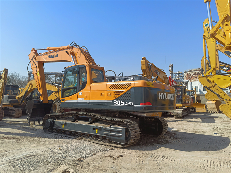 Cheap 30 ton used Hyundai 305 heavy duty excavator