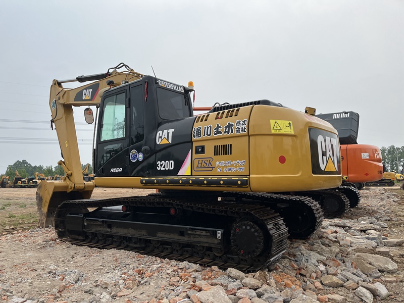 20 Ton Used CAT Excavator 320D Repossessed Earthmoving Equipment