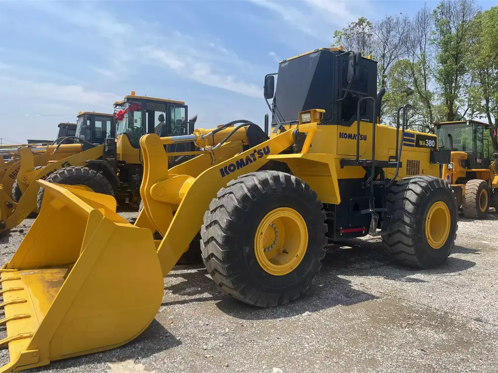 Engineering 143KW Used Komatsu Wheel Loader WA380 17 Tons