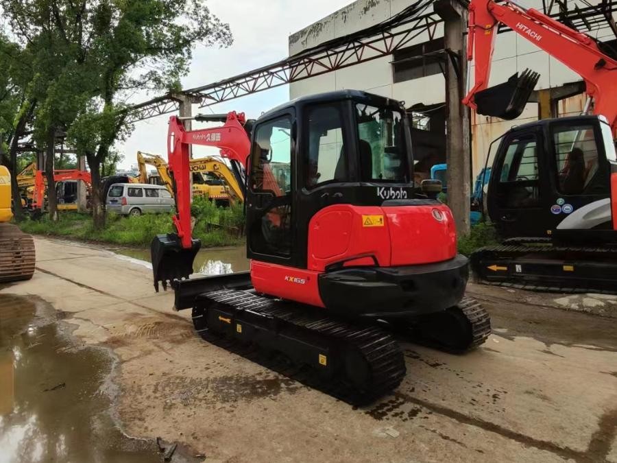 EPA Engine Old Kubota Mini Excavator Second Hand Kx165 5.5 Ton