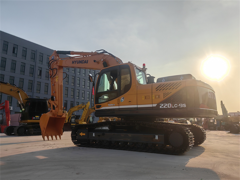 22 ton Korea Hyundai HYUNDAI 220LC-9S Construction Equipment with CE EPA certificate