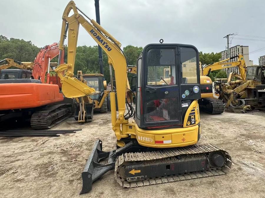 Japan Original PC35 Komatsu Used Equipment Secondhand Mini Excavator Crawler