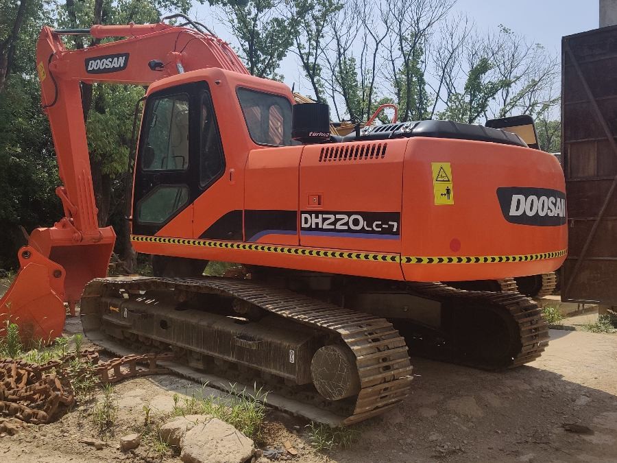 Korea Used Doosan Excavator DH220LC Crawler Machine For Mining