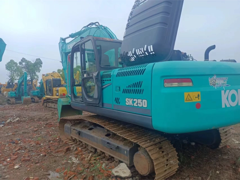 90 new Used Excavator Kobelco SK250 for sale