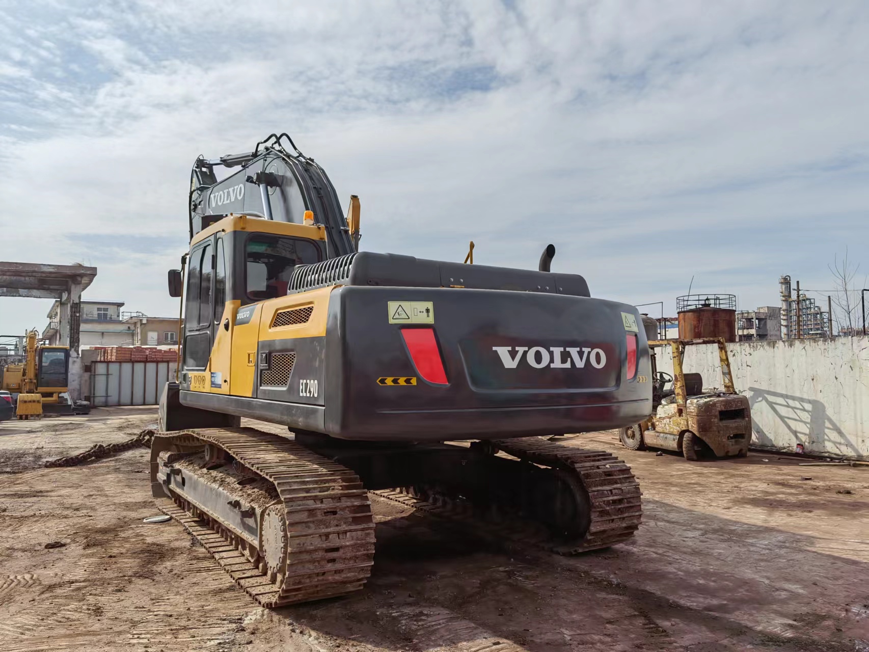 Volvo EC290B used heavy excavators crawler