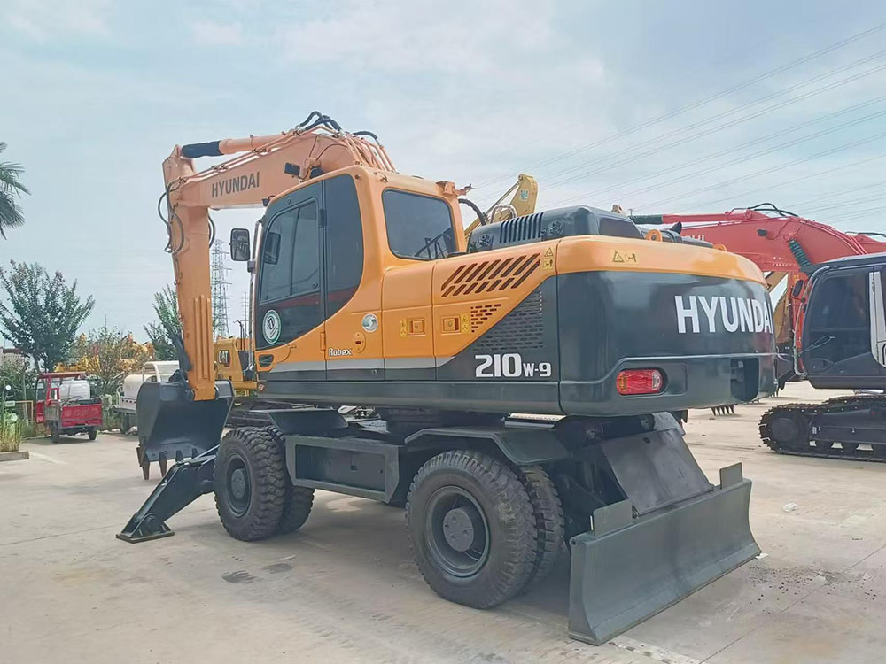 Mining Used Hyundai 210W-9 Wheel Digger For Sale Price Second Hand Excavator