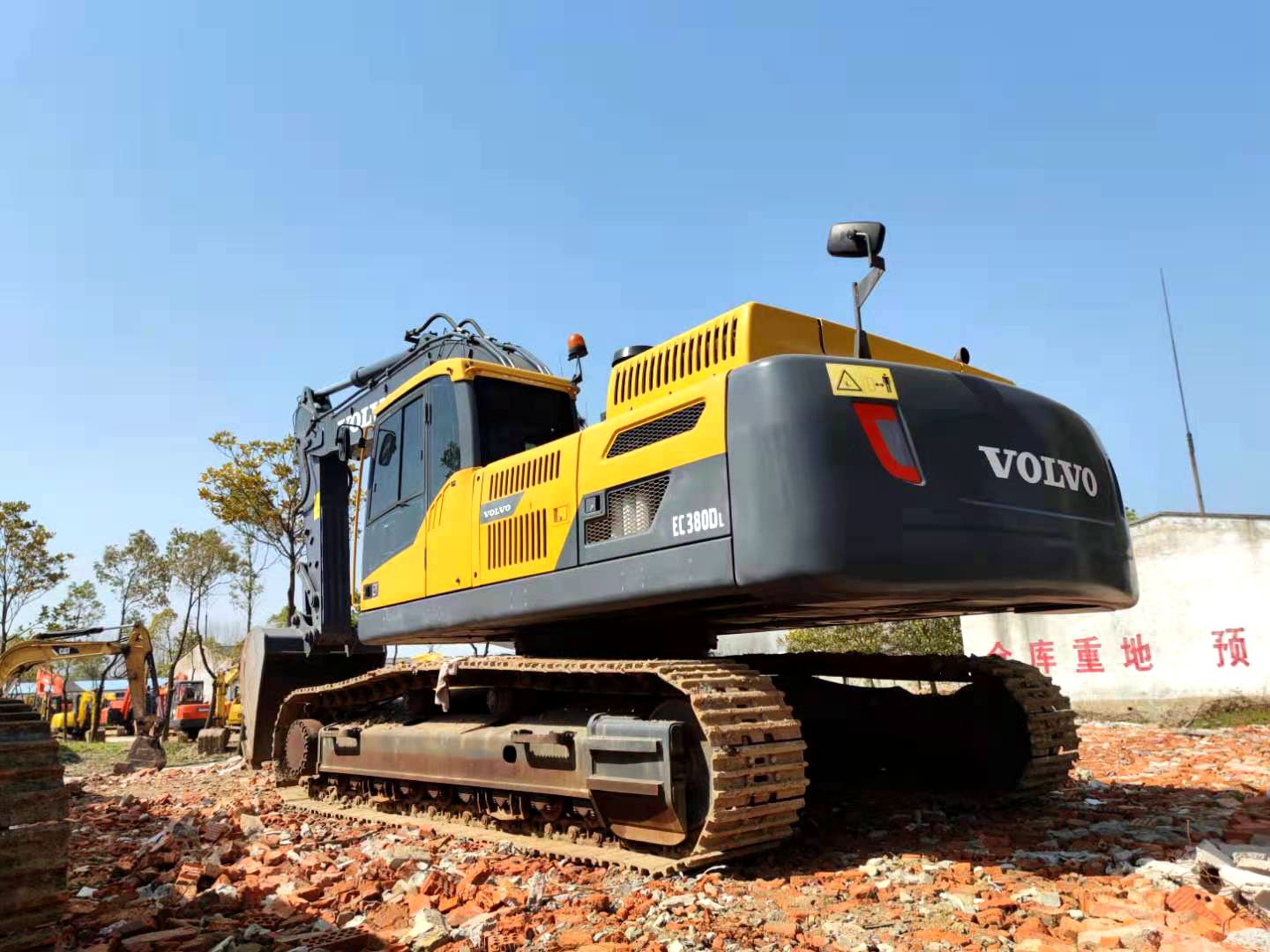 Used Volvo EC380D excavator used machinery used excavator 138KW 25tons 2m3 for sale