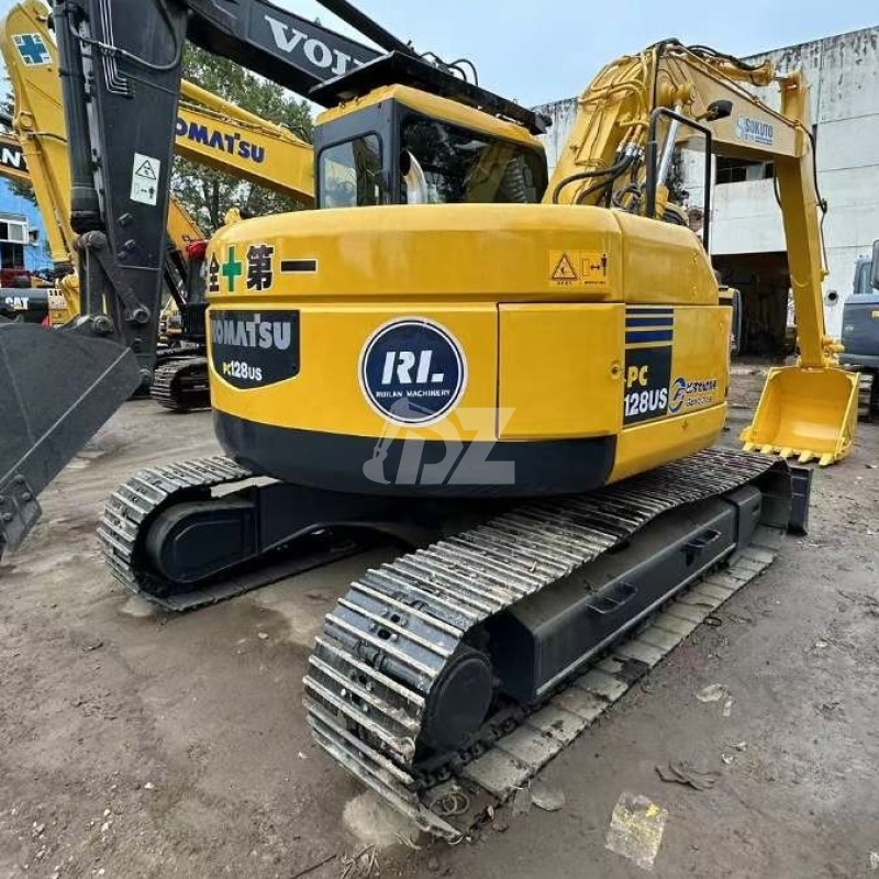 Japanese Used Komatsu Excavator PC128US Repossessed Mini Crawler