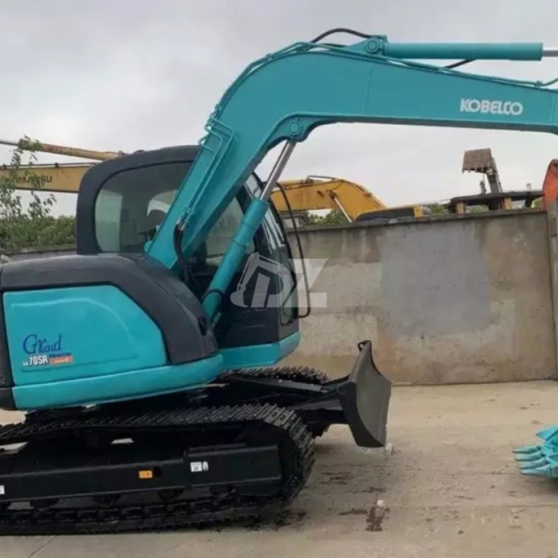 Kobelco SK70SR Mini Excavator Second Hand Hydraulic Crawler 2200KW
