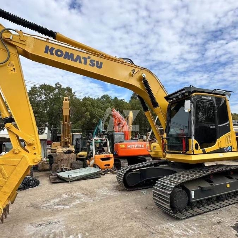 22Ton Used Crawler Excavator Komatsu PC220-8 Secondhand Construction Machinery
