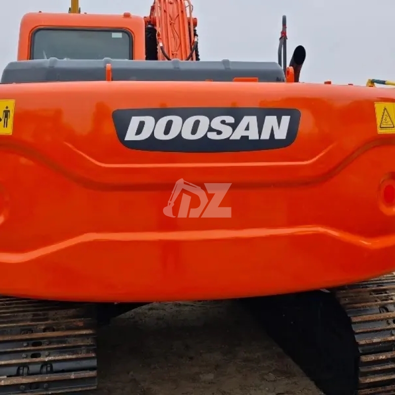 Doosan 15ton DX150 Almost New large crawler excavator made in Korea for sale with fair price