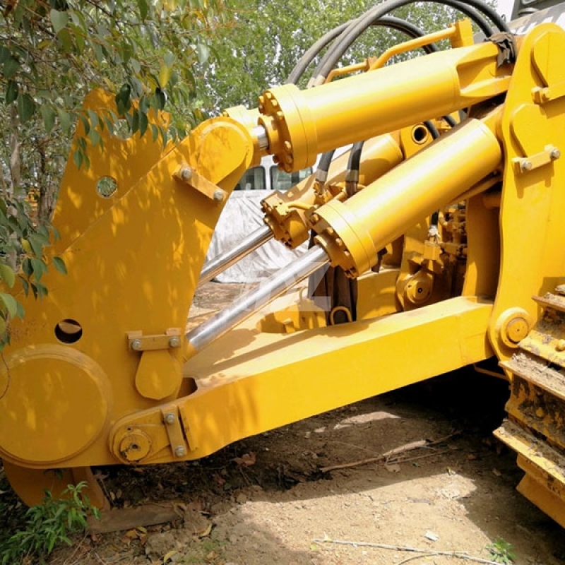 Shantui Sd32 Dozer Price Crawler Bulldozer with Ripper Bulldozer Factory Price