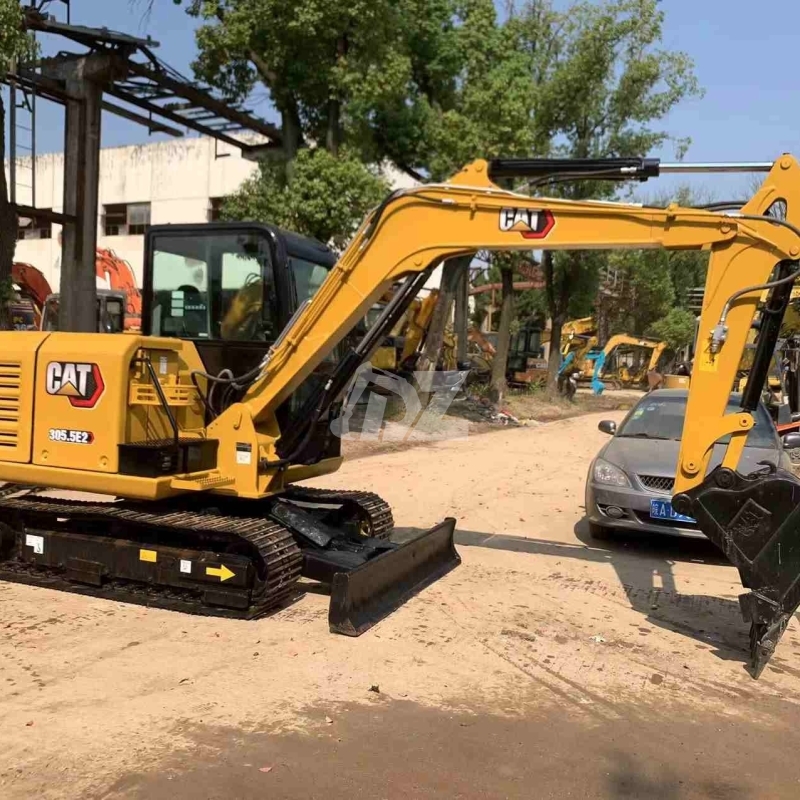 2021 Japanese Second Hand Diggers Used Cat 305.5E2 Excavator