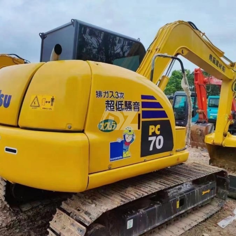 6T Used Small Excavator Komatsu PC70 Second Hand Micro Digger
