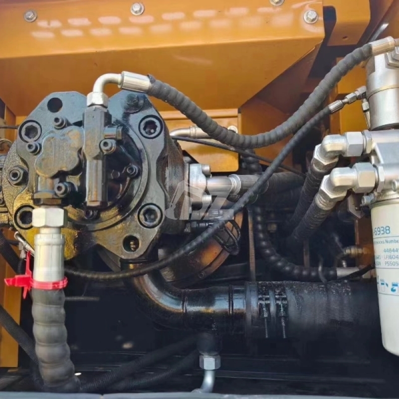 Sany SY235C MEDIUM 23.5t Hydraulic Crawler Excavator Second Hand Used Wheel Excavator SY235 SY235C