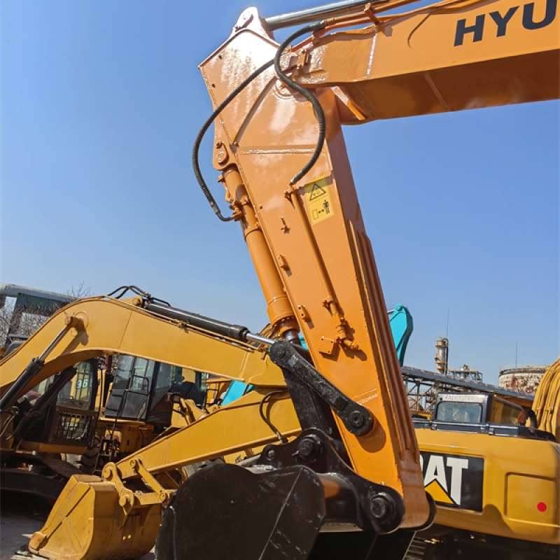 Cheap 30 ton used Hyundai 305 heavy duty excavator