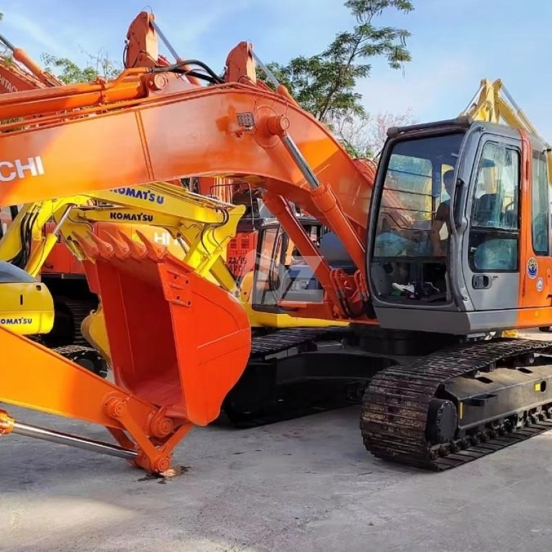 Hitachi Zx200 2nd Hand Excavator 20 Ton Repossessed Construction Digger Machine