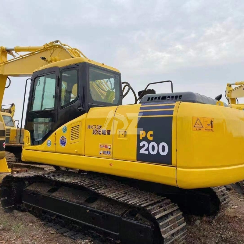 Hot Sell Of Great Quality Used Komatsu Pc200-7 Original Japan Cheap For Sale In Nice Condition Used Excavators