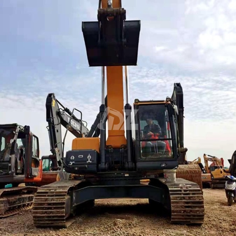 Original Hydraulic Used Hyundai Excavator R275vs Cummins Engine