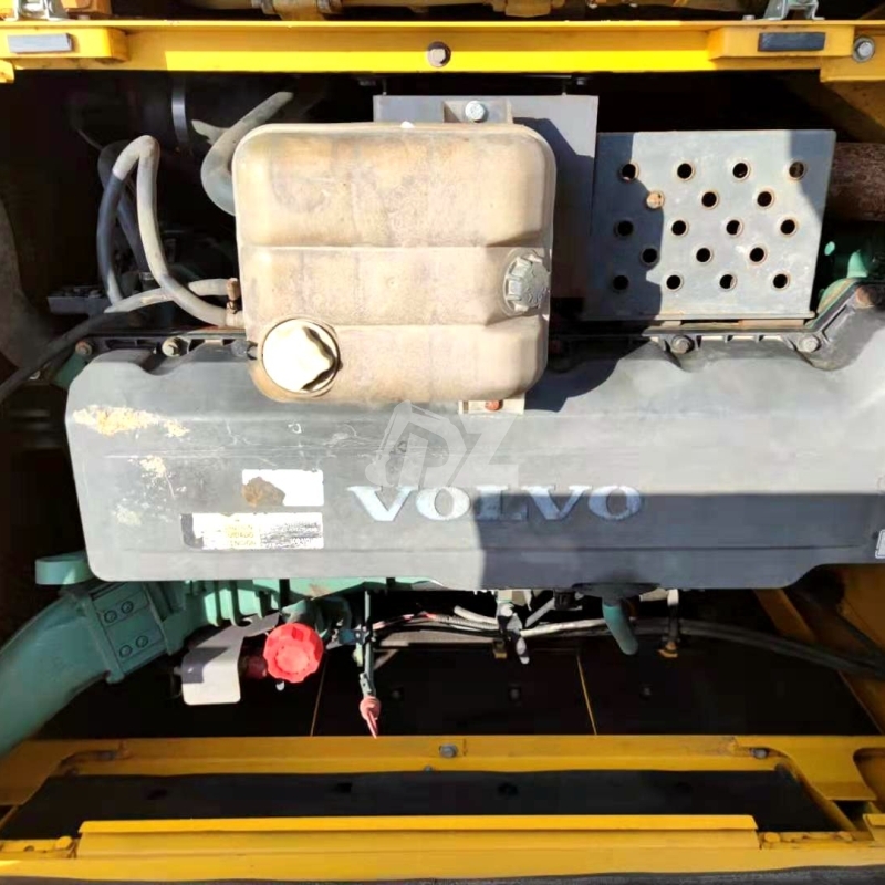 Used Volvo EC380D excavator used machinery used excavator 138KW 25tons 2m3 for sale