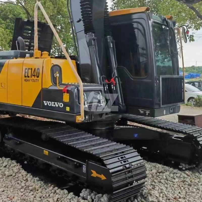 Used Digger on Sale Low Price Crawler Excavator Volvo EC140
