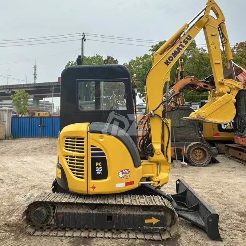 Japan Original PC35 Komatsu Used Equipment Secondhand Mini Excavator Crawler