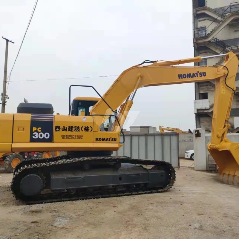 Good Quality Used Excavators komatsu Pc300-7 Japan Brand Second Hand Crawler Excavator 30ton Large Machine Cheap Price for Sale