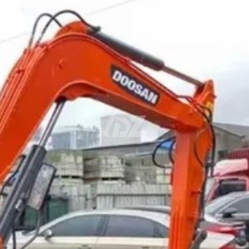 Mini Wheel Used Doosan Excavator DX60W-9C Second Hand 5700KG