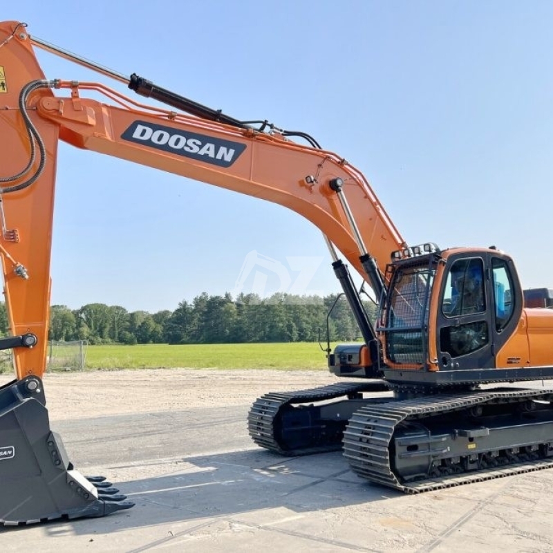 Dx300LC Used Doosan Excavator Equipment For Large Scale Construction