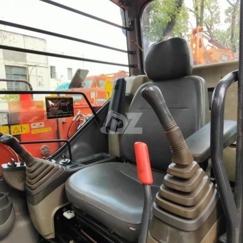 Used Compact Hydraulic Hitachi ZX60 Excavator 5850KG For Mining Construction 60