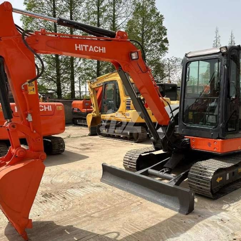 Mini ZX50U Hitachi Excavator Used Construction Machinery 5T ZX50