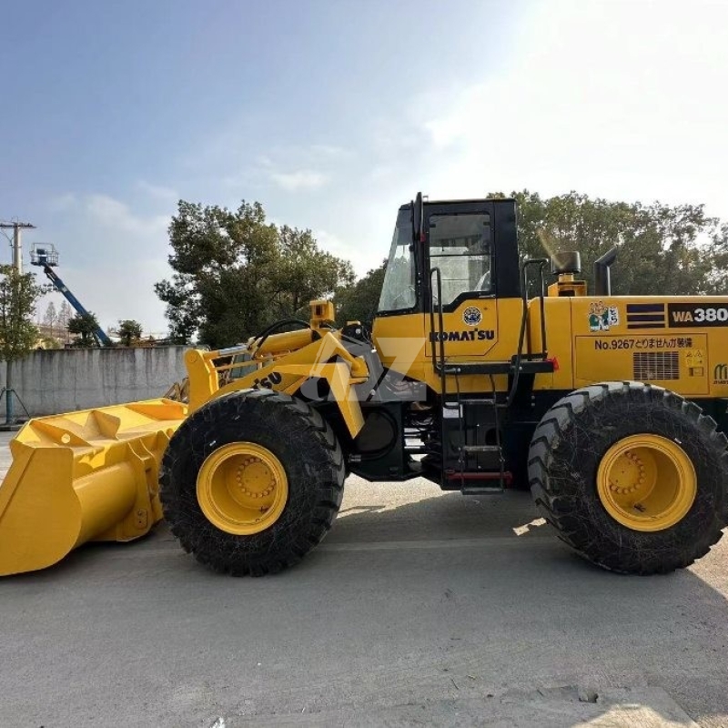 Small Komatsu WA380 Wheel Front Loader Used Japan Made Original
