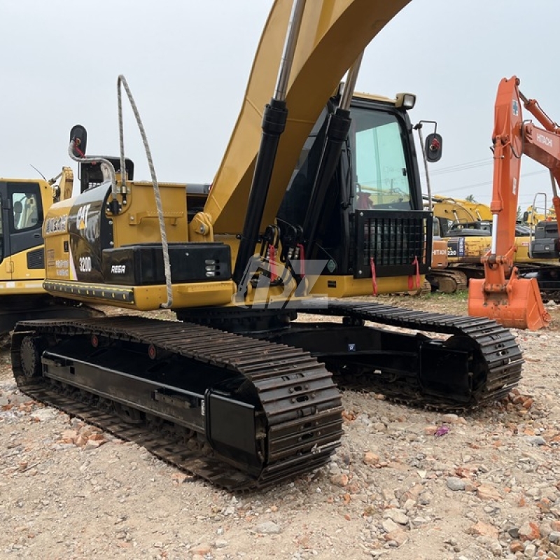 20 Ton Used CAT Excavator 320D Repossessed Earthmoving Equipment