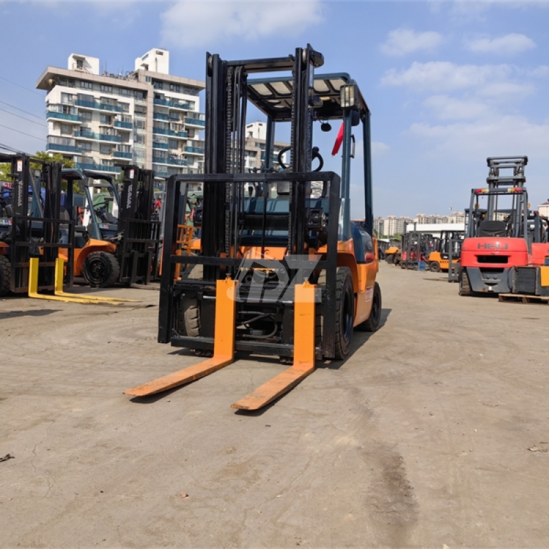 Used 3ton forklift toyota 7FD30