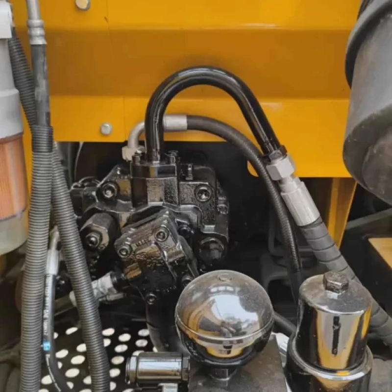 Used 8.5ton XCMG 85D Mini EXCAVATOR