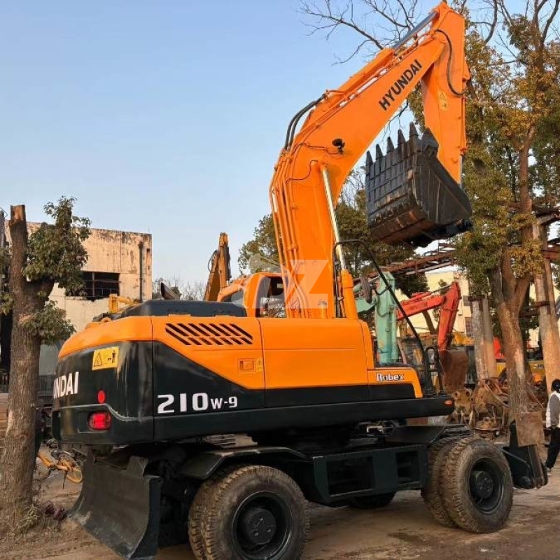 R210w-9 Wheel Used Hyundai Excavator 21950KW 21 Ton For Construction