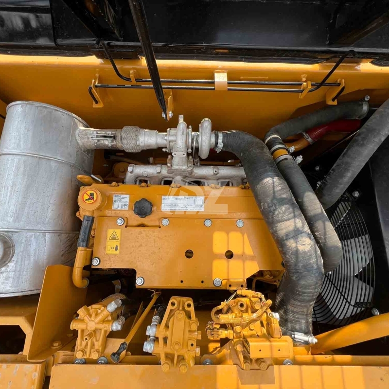 118KW Used Excavator Equipment Caterpillar 323D2 Hydraulic Crawler Excavators