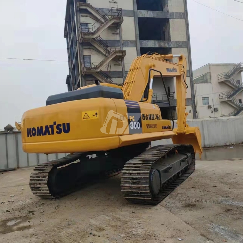 Good Quality Used Excavators komatsu Pc300-7 Japan Brand Second Hand Crawler Excavator 30ton Large Machine Cheap Price for Sale