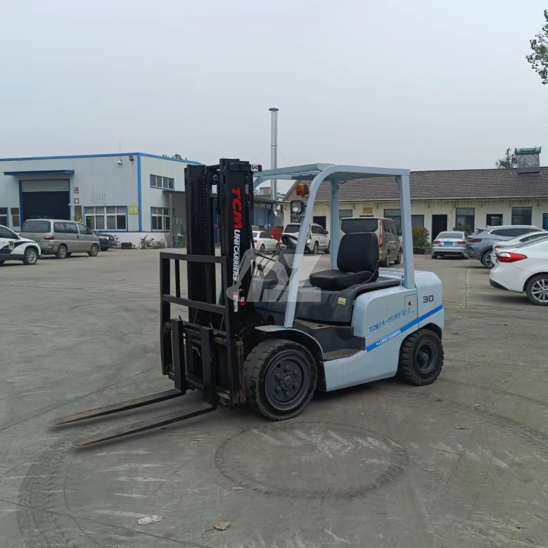 Used TCM 3ton forklift