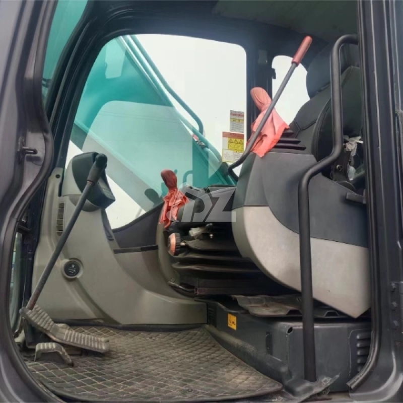 90 new Used Excavator Kobelco SK250 for sale