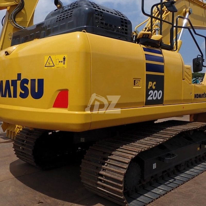 Used Komatsu PC200-11 Excavators  Original Low Price Crawler Hydraulic Excavator Machinery Japanese Condition Hot Sale