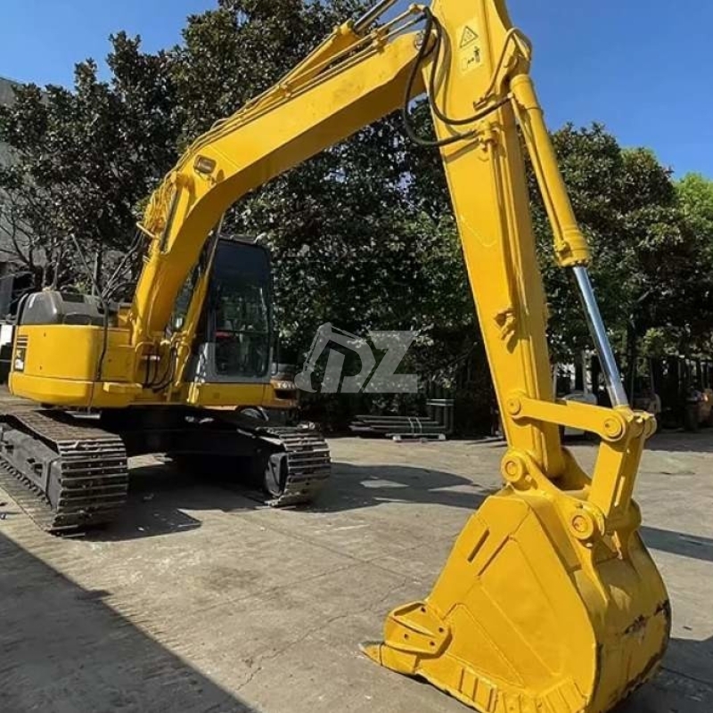 Japan Used Large Excavators Secondhand Komatsu PC138US Crawler