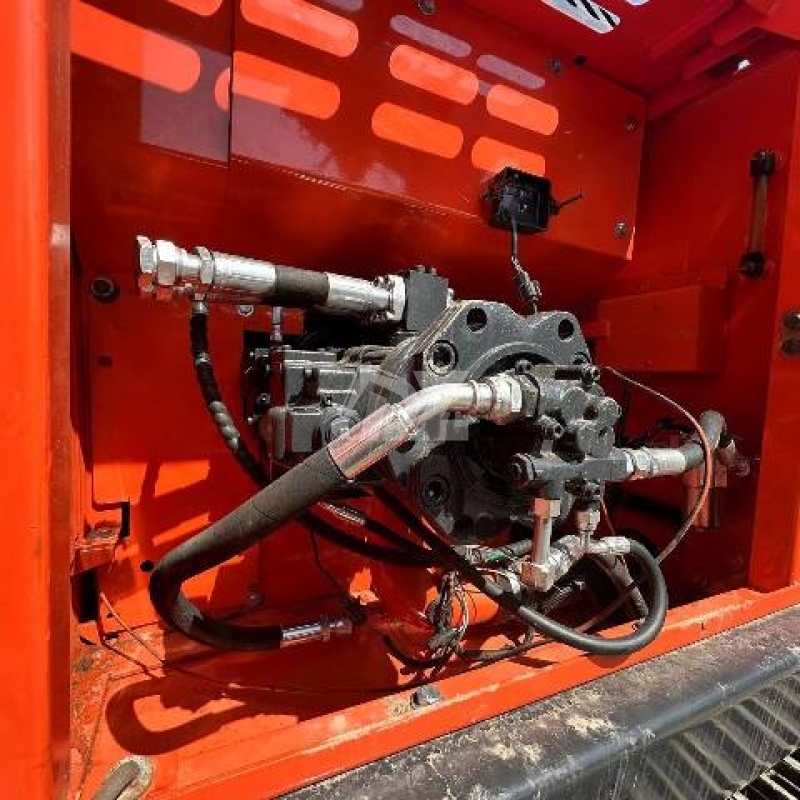 Doosan Dx225LC-9C Dx300 Used Excavator Equipment Construction Digging Machine