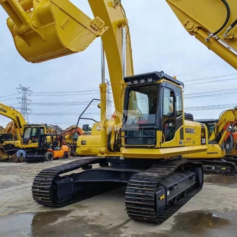 Used KOMATSU PC300-8 300-8 PC300 Excavators PC300-8N1 30 Ton Japan Original Diggers Cheap Price for Sale