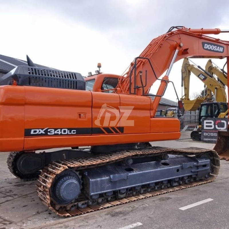 1750KW DX340LC Old Used Doosan Excavator Backhoe Crawler For Digging