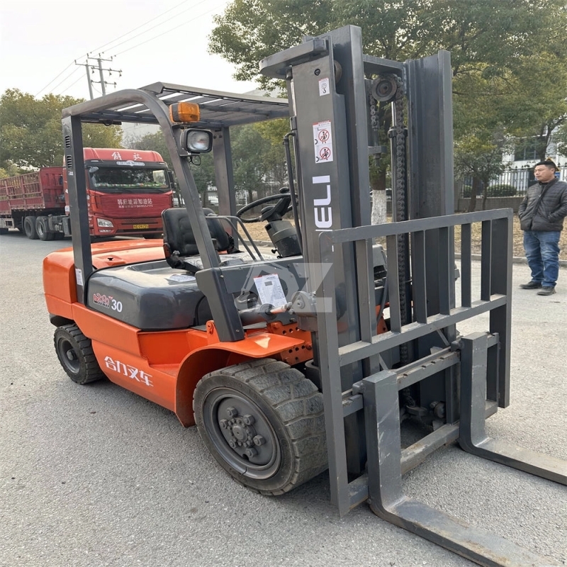 Low Price 3 Ton Perfect Working Condition Second-hand China Original HELI CPC30 Diesel Forklift