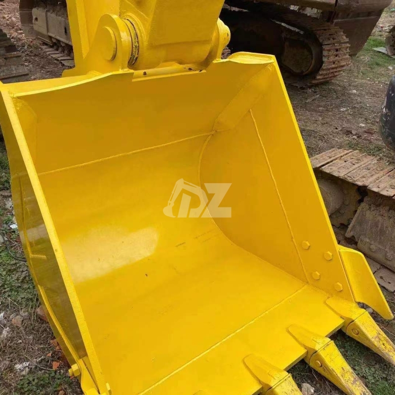 Hot Sell Of Great Quality Used Komatsu Pc200-7 Original Japan Cheap For Sale In Nice Condition Used Excavators