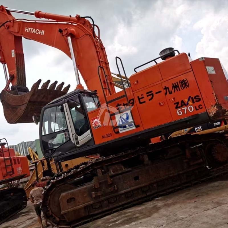 Construction Machinery Mining Mining Using a Second-hand Large Excavator Hitachi ZX670 Hitachi Excavator for Sale