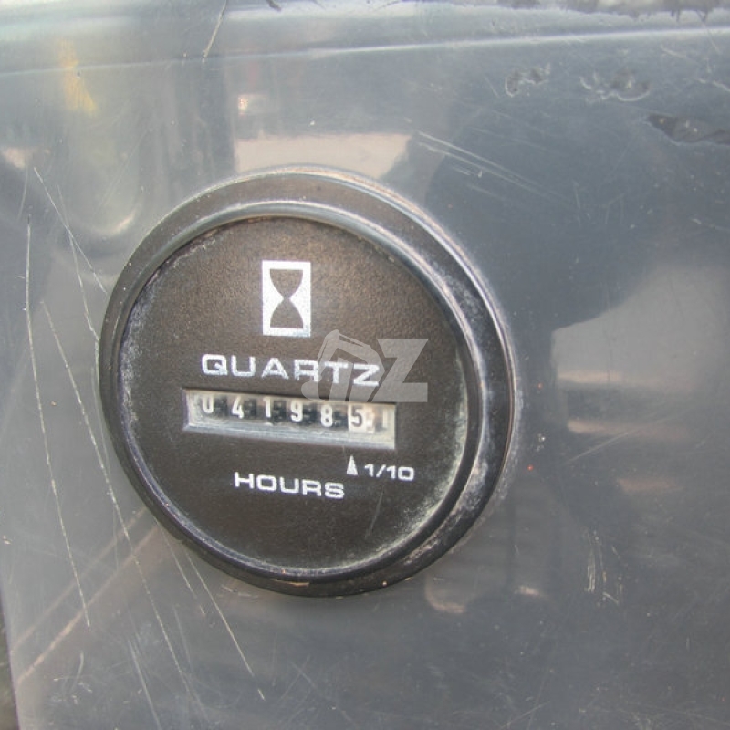 used digger excavator Kobelco SK75 secondhand 7.5ton excavator for sale