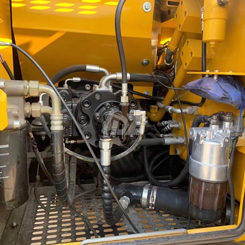 Used Sany SY135C Hydraulic Small Excavator Trackhoe Crawler Digger for cheap sale